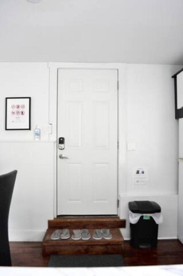 Cozy 1 Bd Suite Centrally Located North Vancouver Eksteriør bilde